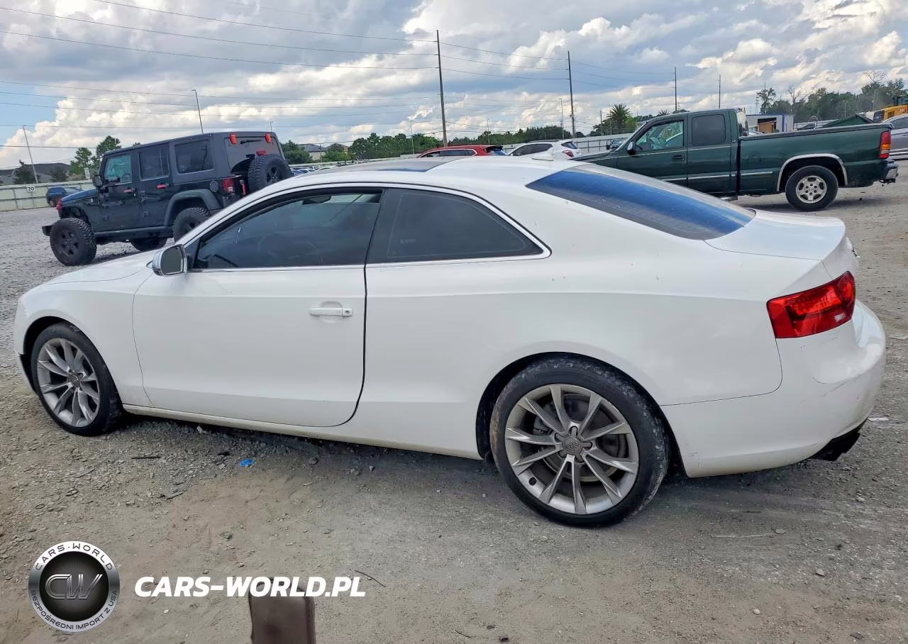 2014 Audi A5 Premium VIN:WAUCFAFR2EA024452 - 2
