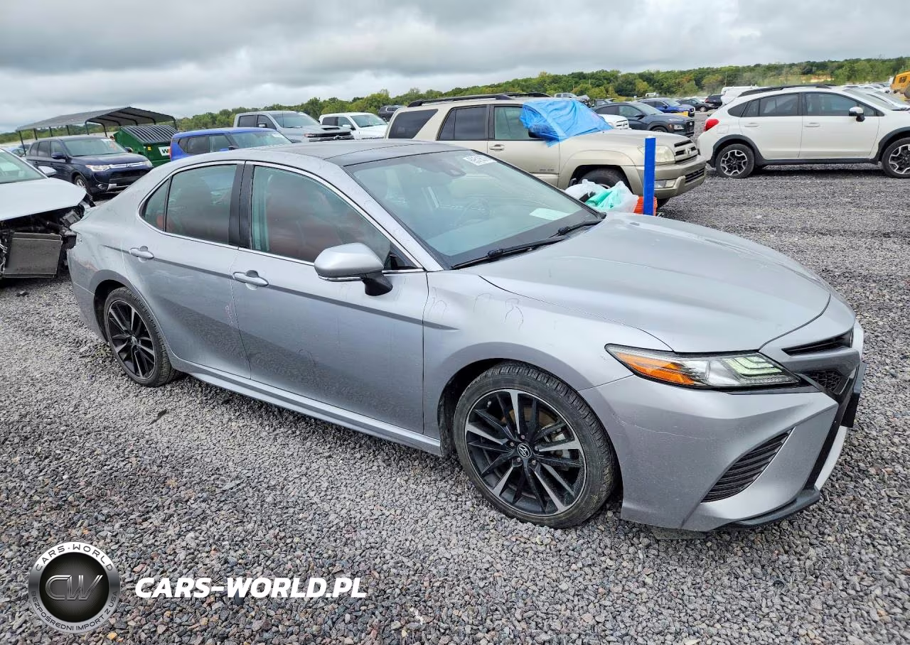 2019 Toyota Camry Xse VIN:4T1B61HK1KU180440 - 4