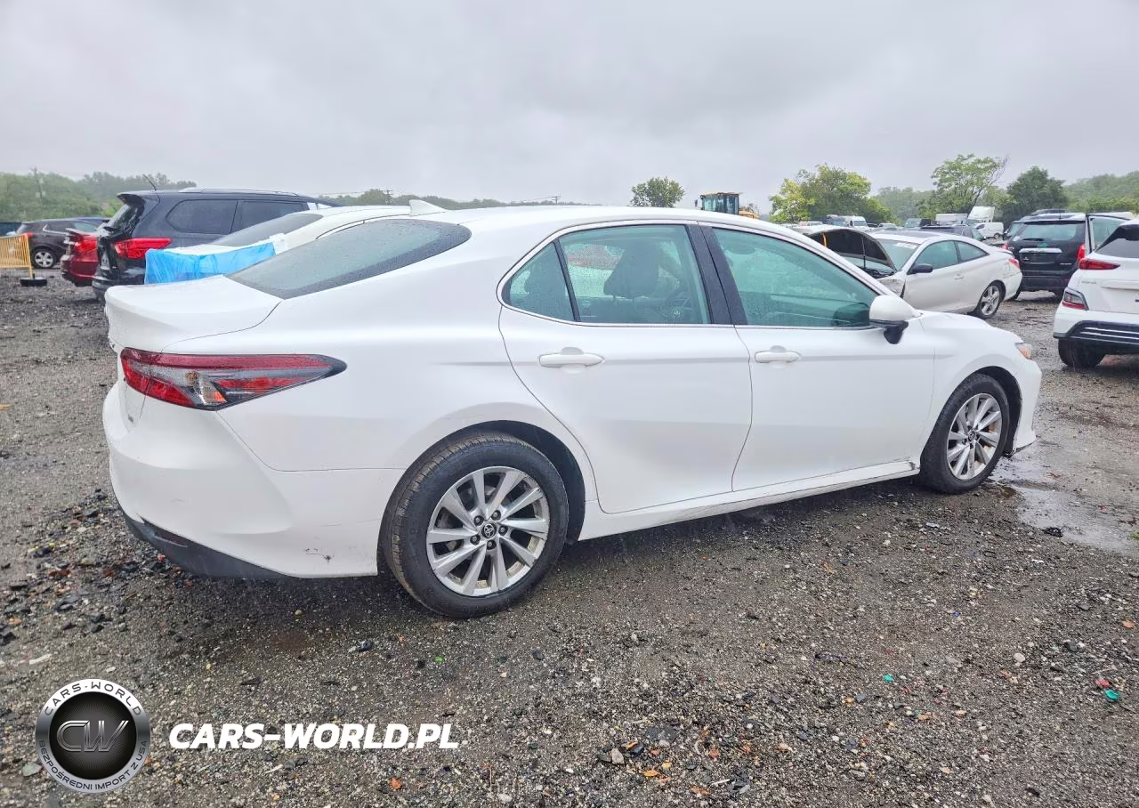 2023 Toyota Camry Le VIN:4T1C11AK0PU748021 - 3