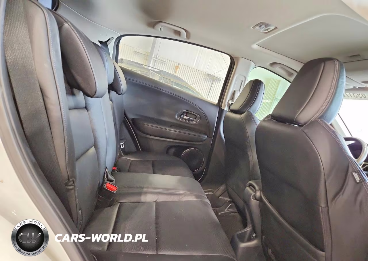 2019 Honda Hr-V Touring VIN:3CZRU6H94KM702219 - 10