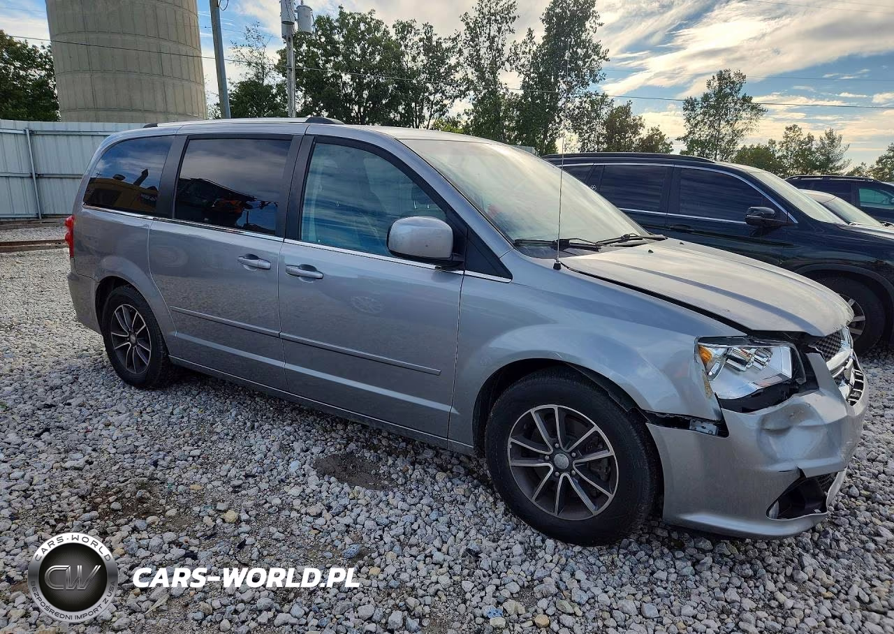 2017 Dodge Grand Caravan Sxt VIN:2C4RDGCG0HR827592 - 4