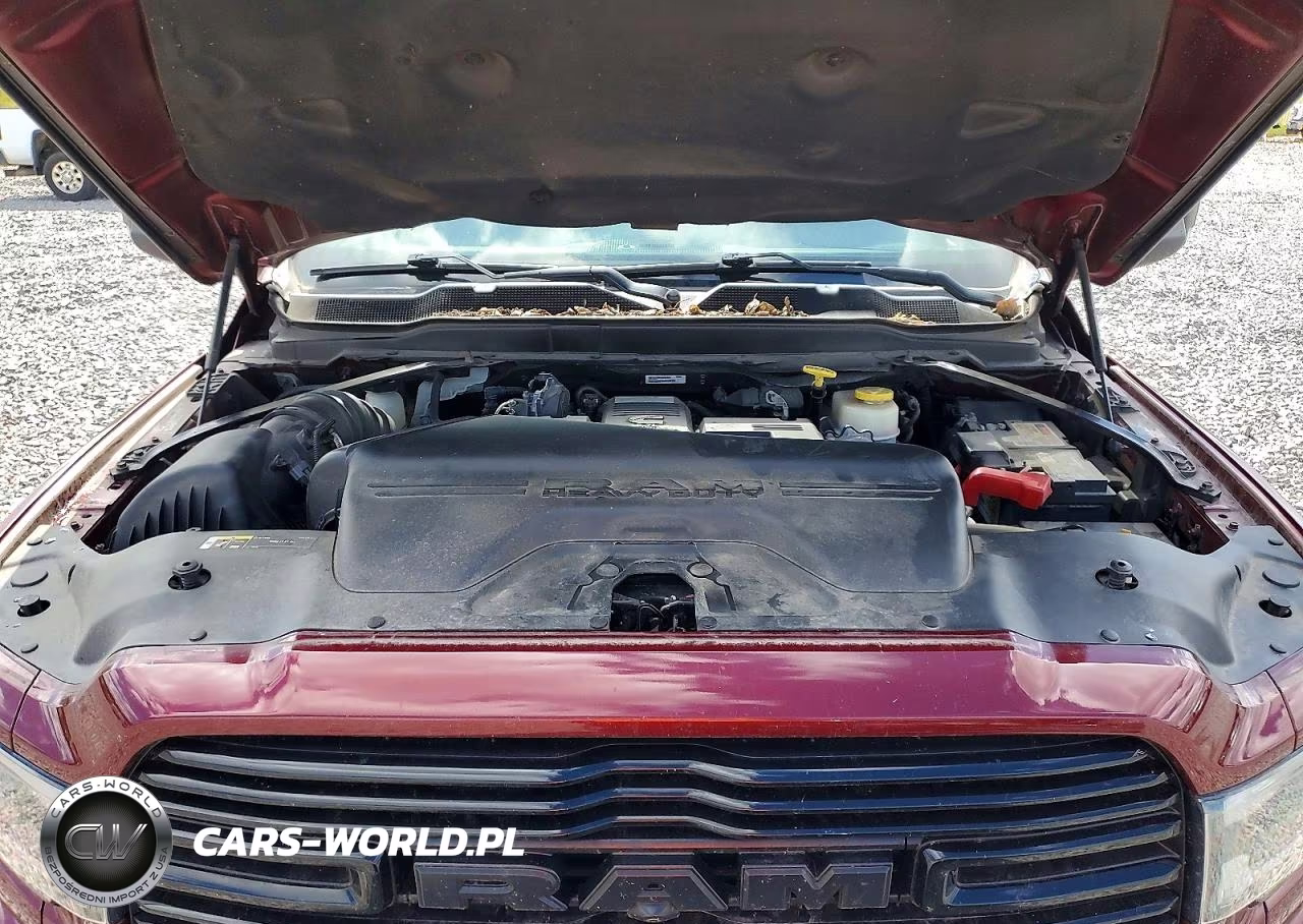 2020 Ram 3500 Laramie VIN:3C63RRJLXLG215621 - 11