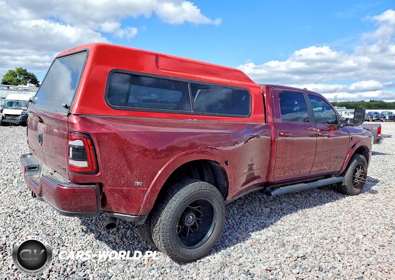 2020 Ram 3500 Laramie VIN:3C63RRJLXLG215621 - 3