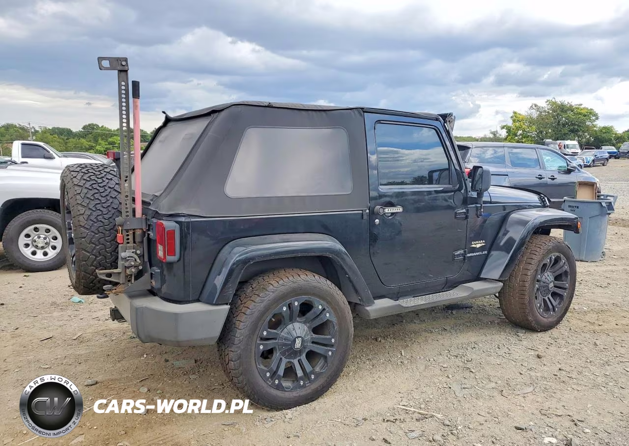 2007 Jeep Wrangler Sahara VIN:1J8FA54107L201311 - 3
