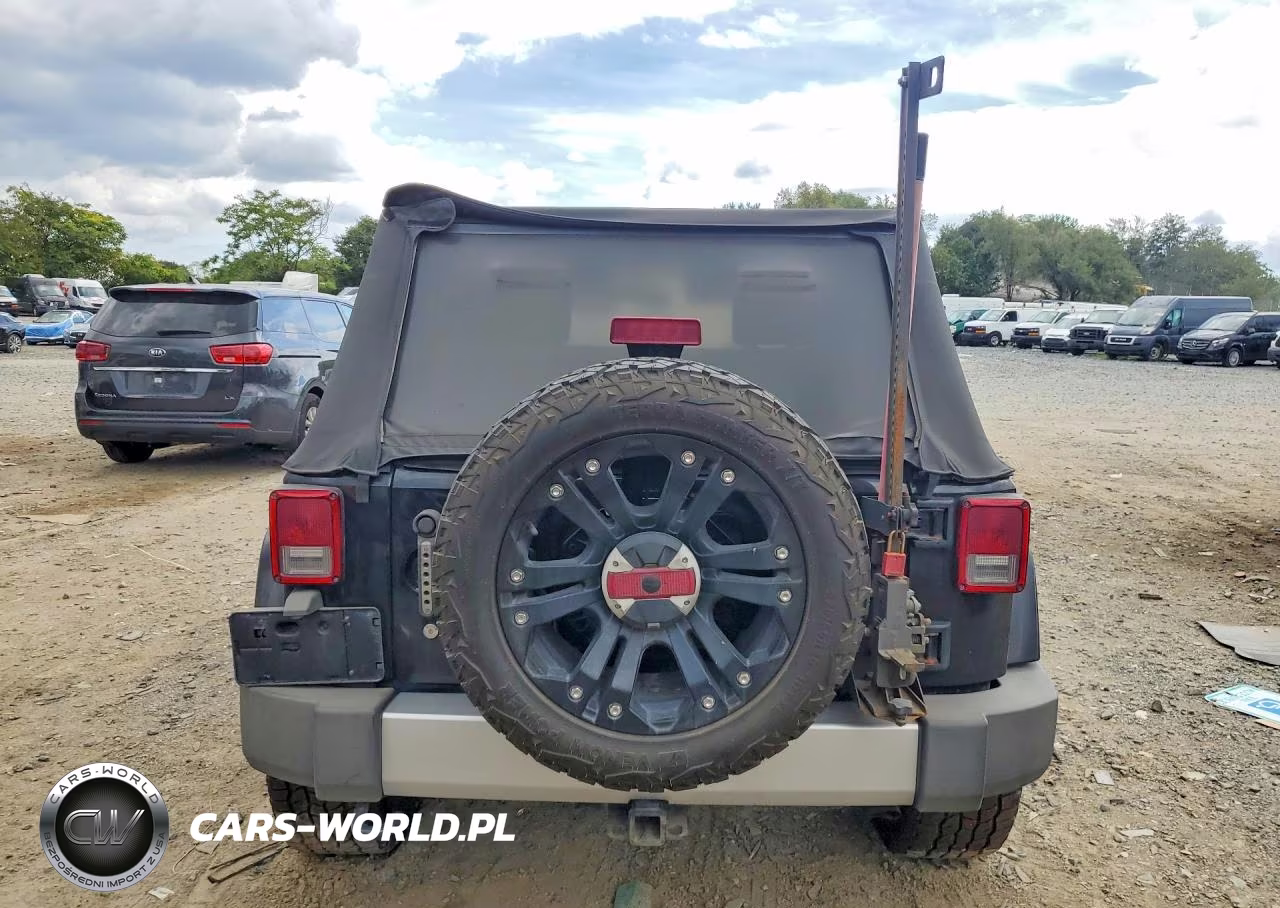 2007 Jeep Wrangler Sahara VIN:1J8FA54107L201311 - 6