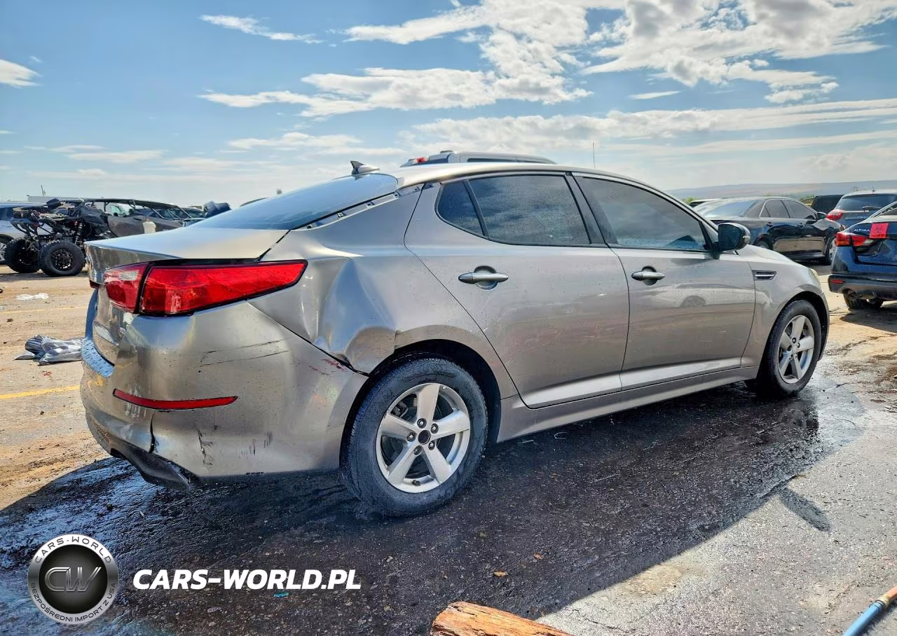 2015 Kia Optima Lx VIN:5XXGM4A75FG458582 - 3