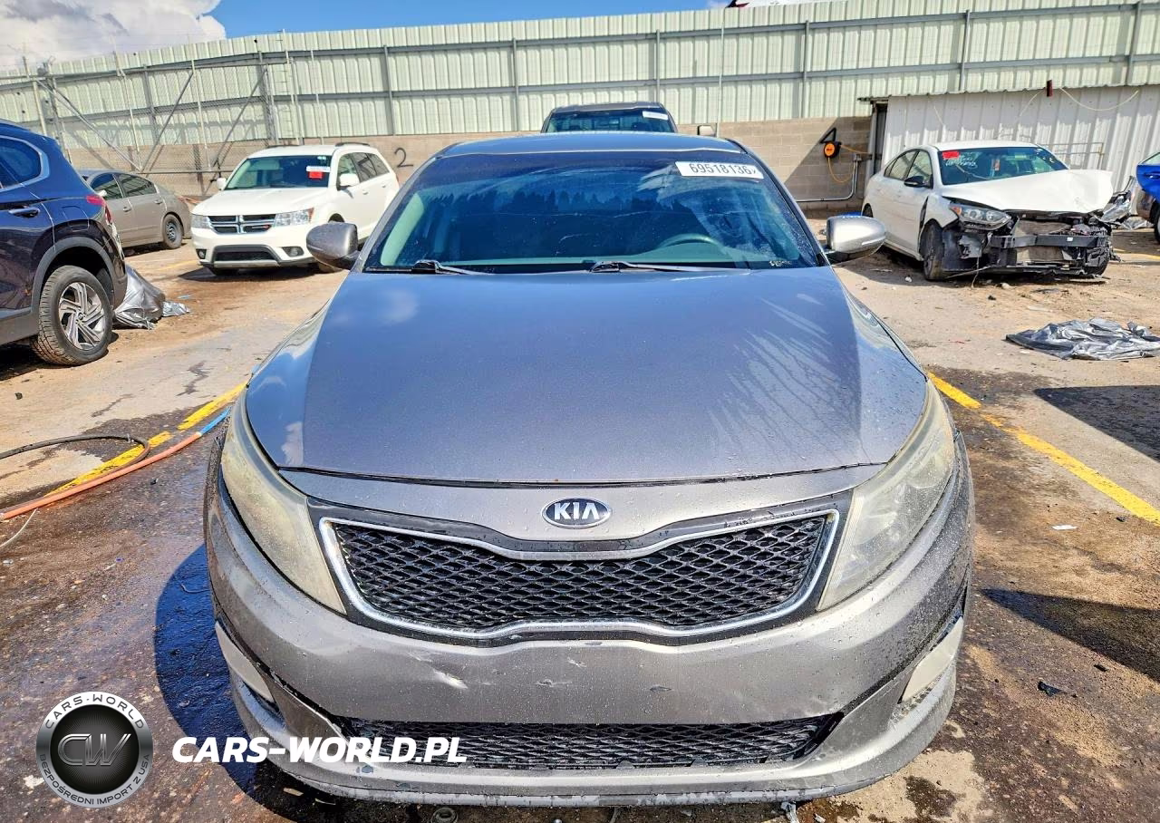 2015 Kia Optima Lx VIN:5XXGM4A75FG458582 - 5