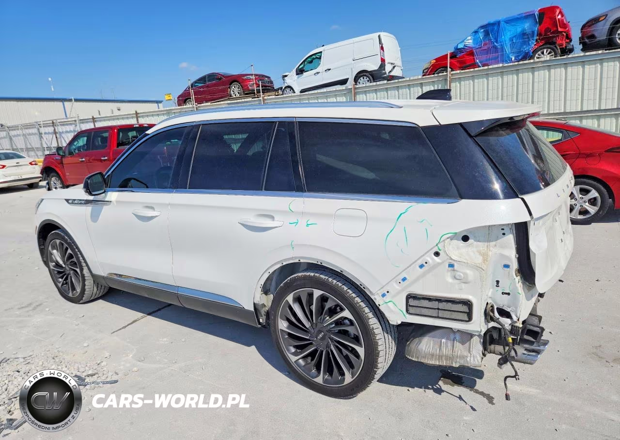 2025 Lincoln Aviator Reserve VIN:5LM5J7XC2SGL17227 - 2