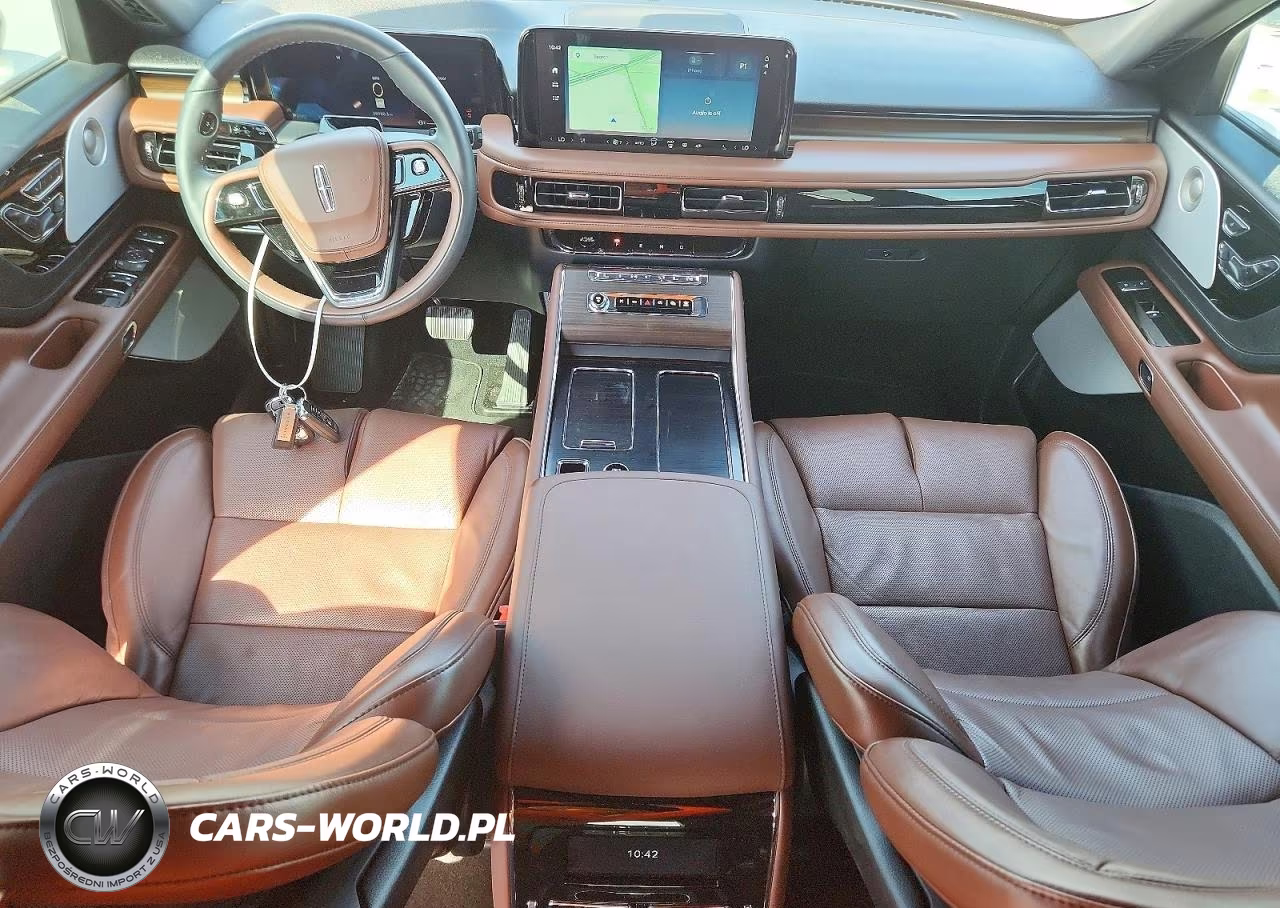 2025 Lincoln Aviator Reserve VIN:5LM5J7XC2SGL17227 - 8
