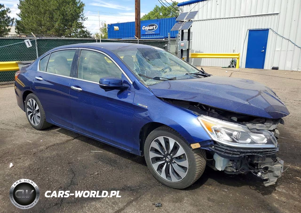 2017 Honda Accord Hybrid VIN:JHMCR6F39HC020876 - 4