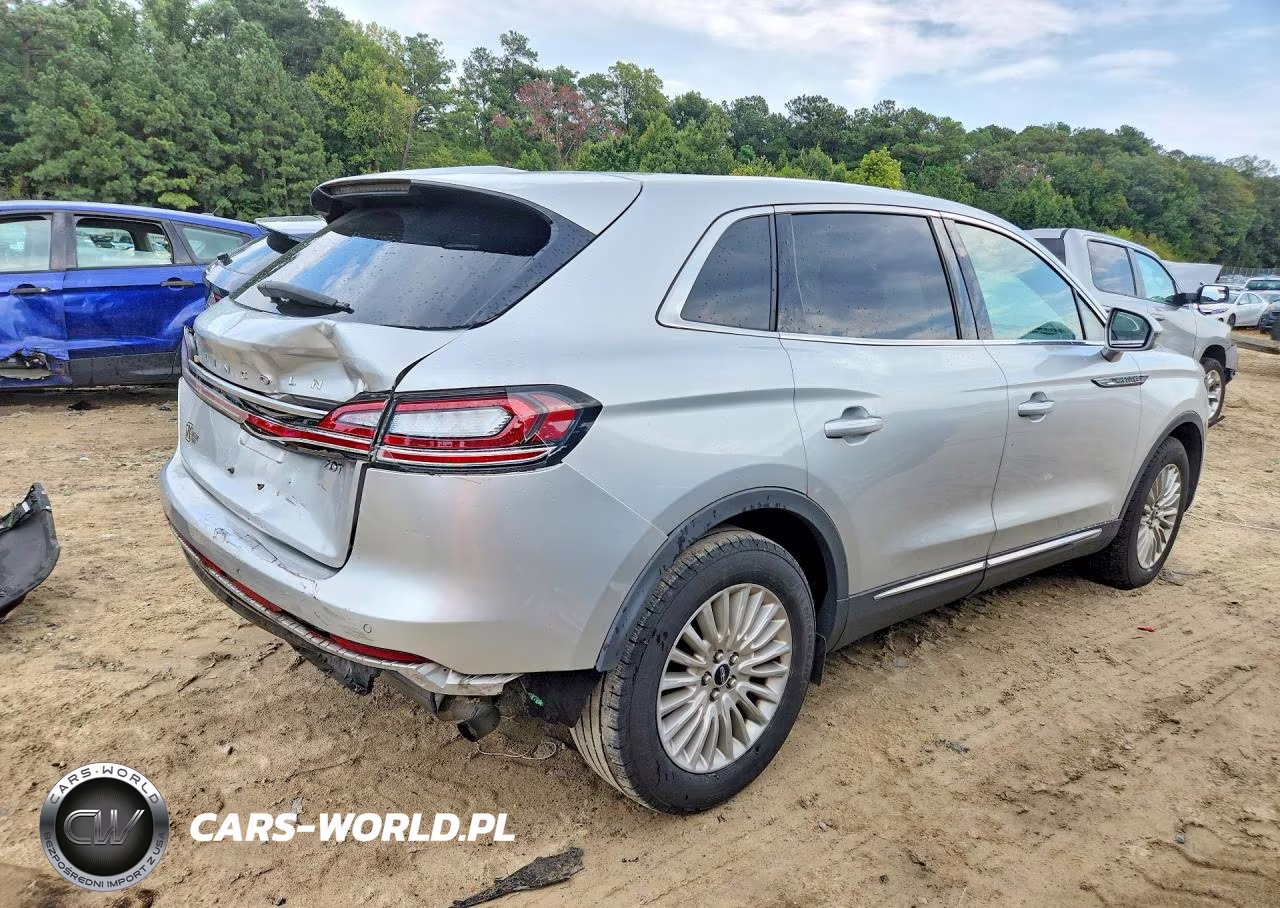 2019 Lincoln Nautilus VIN:2LMPJ6J90KBL23557 - 3