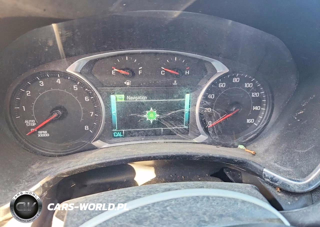 2018 Chevrolet Equinox Premier VIN:2GNAXVEV0J6324082 - 9