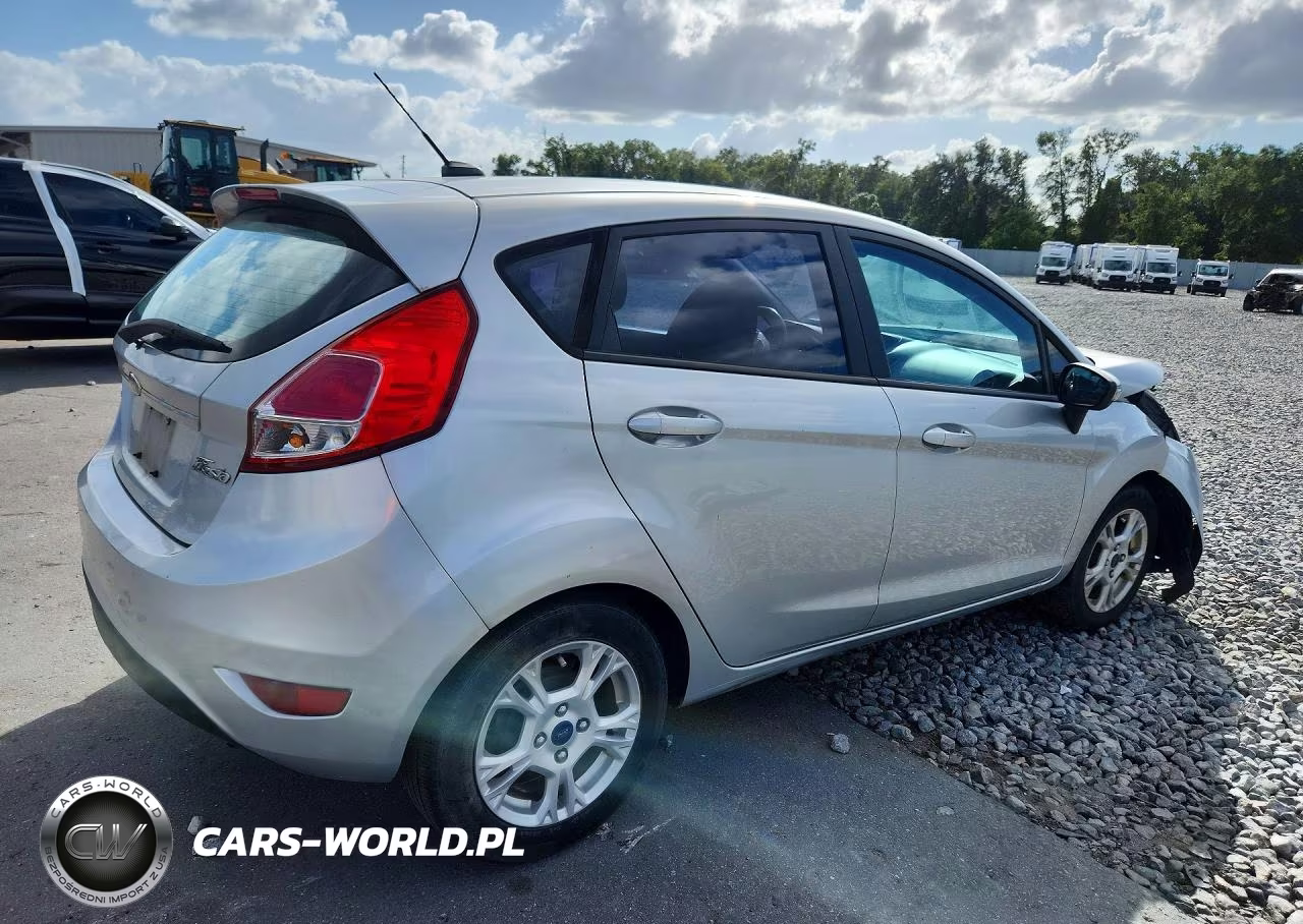 2014 Ford Fiesta Se VIN:3FADP4EJ8EM195054 - 3