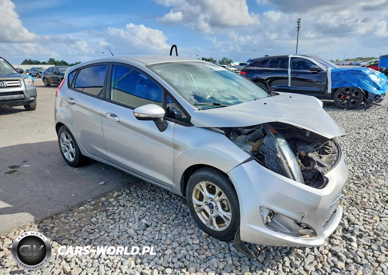 2014 Ford Fiesta Se VIN:3FADP4EJ8EM195054 - 4