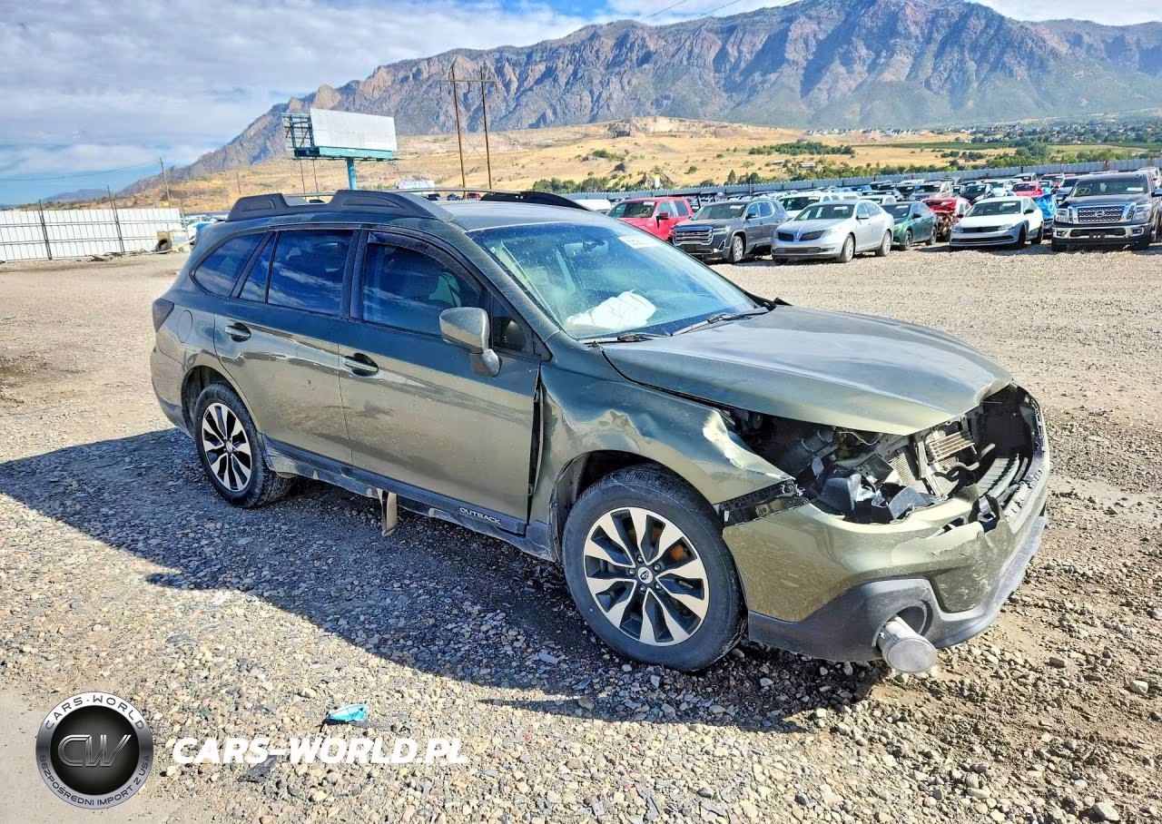 2018 Subaru Outback 2.5I Premium VIN:4S4BSACC0J3259291 - 4