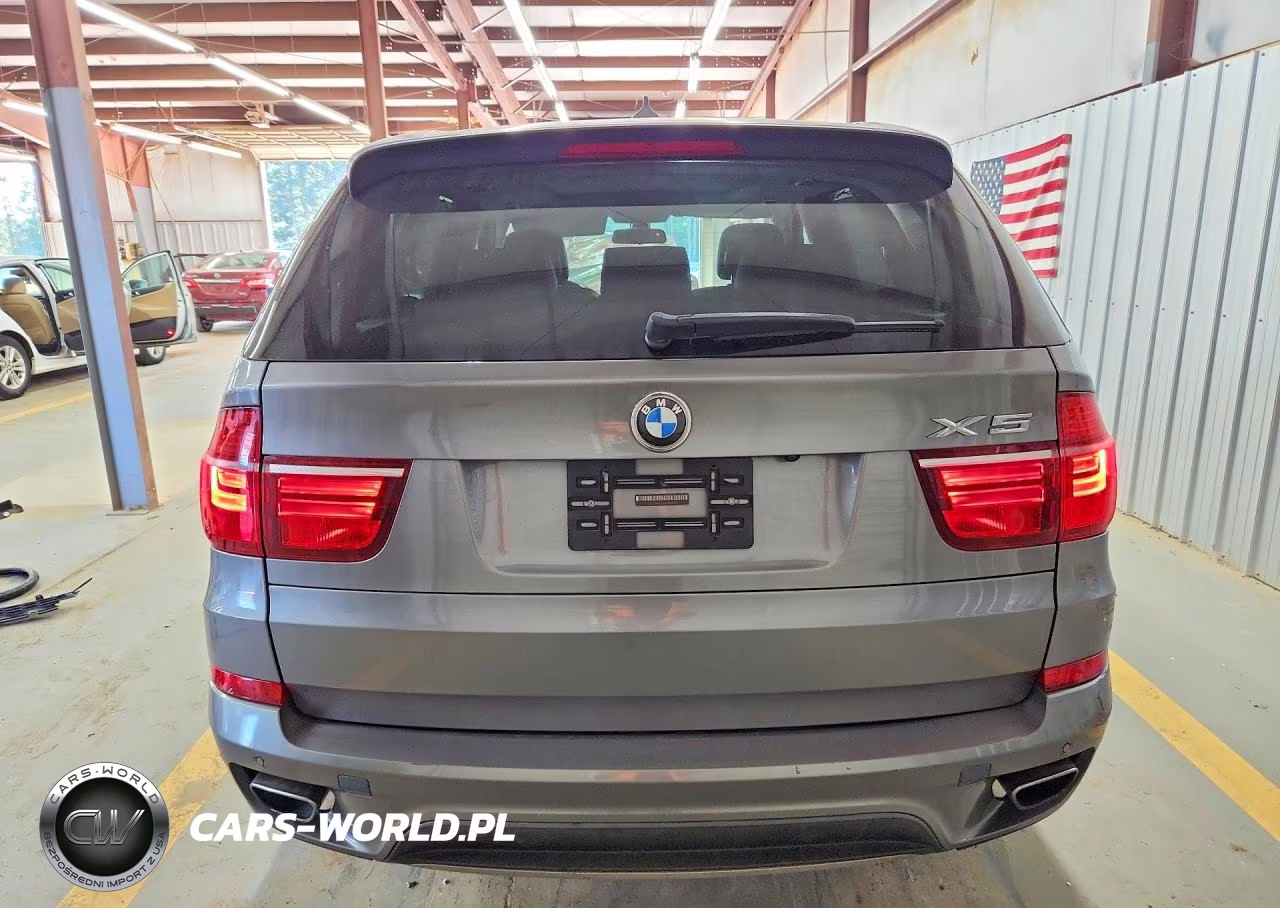 2011 BMW X5 xDrive50I VIN:5UXZV8C55BL419427 - 6