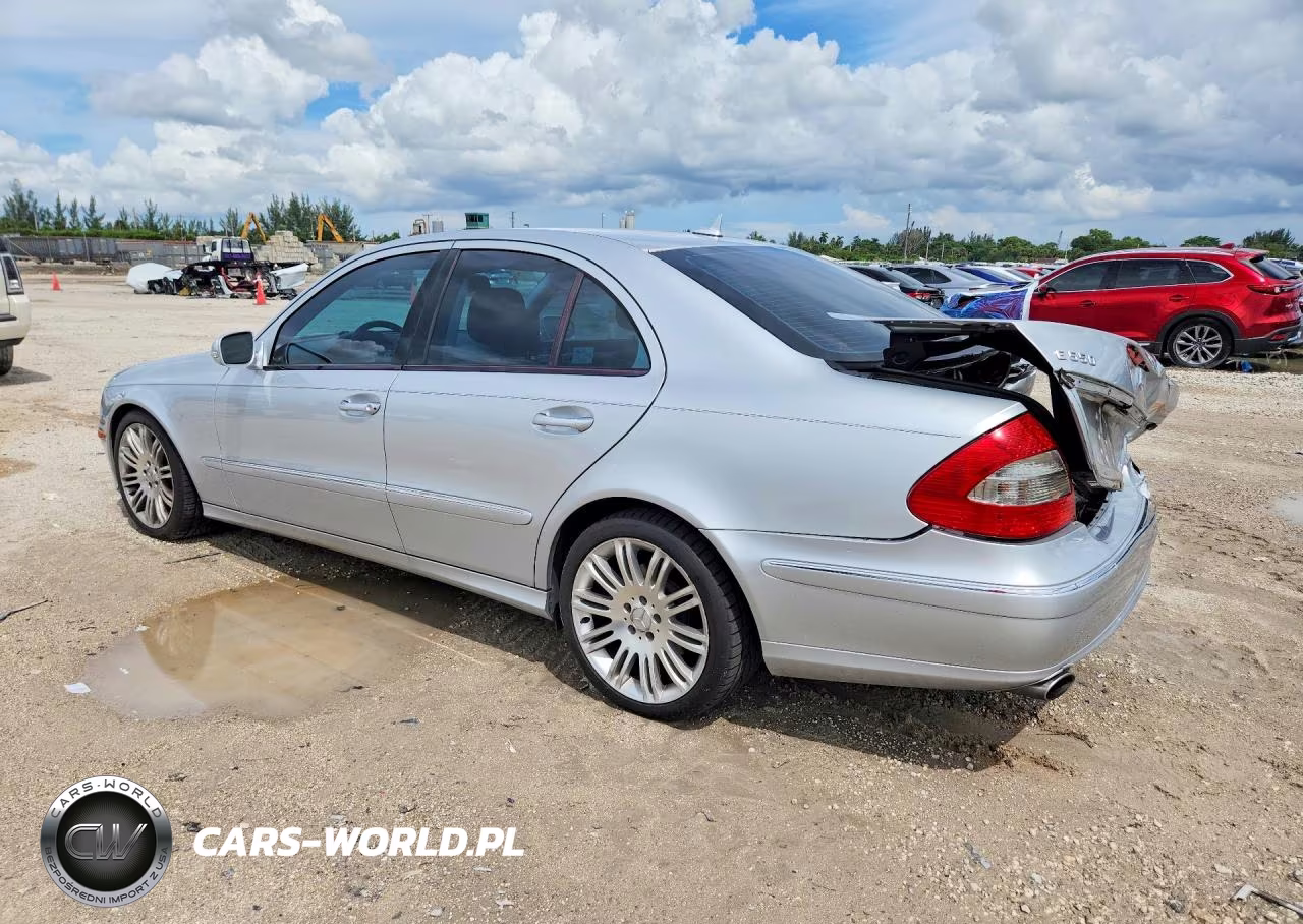2007 Mercedes-Benz E-Class E550 VIN:WDBUF72X47B054787 - 2