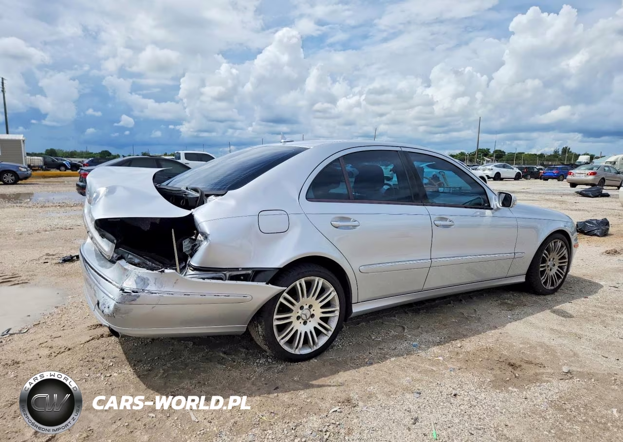 2007 Mercedes-Benz E-Class E550 VIN:WDBUF72X47B054787 - 3