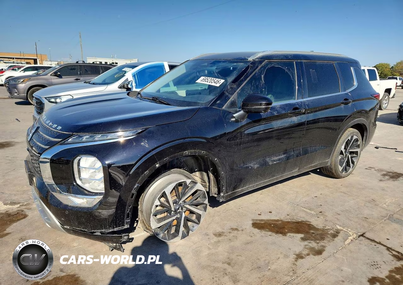 2022 Mitsubishi Outlander Sel
