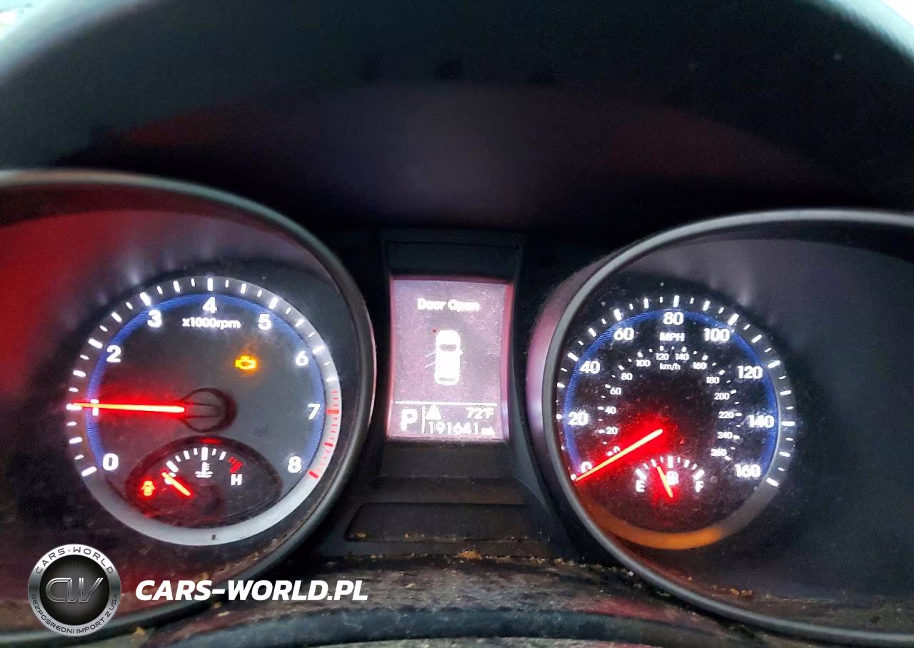2015 Hyundai Santa Fe Sport 2.4L VIN:5XYZUDLB8FG268538 - 9