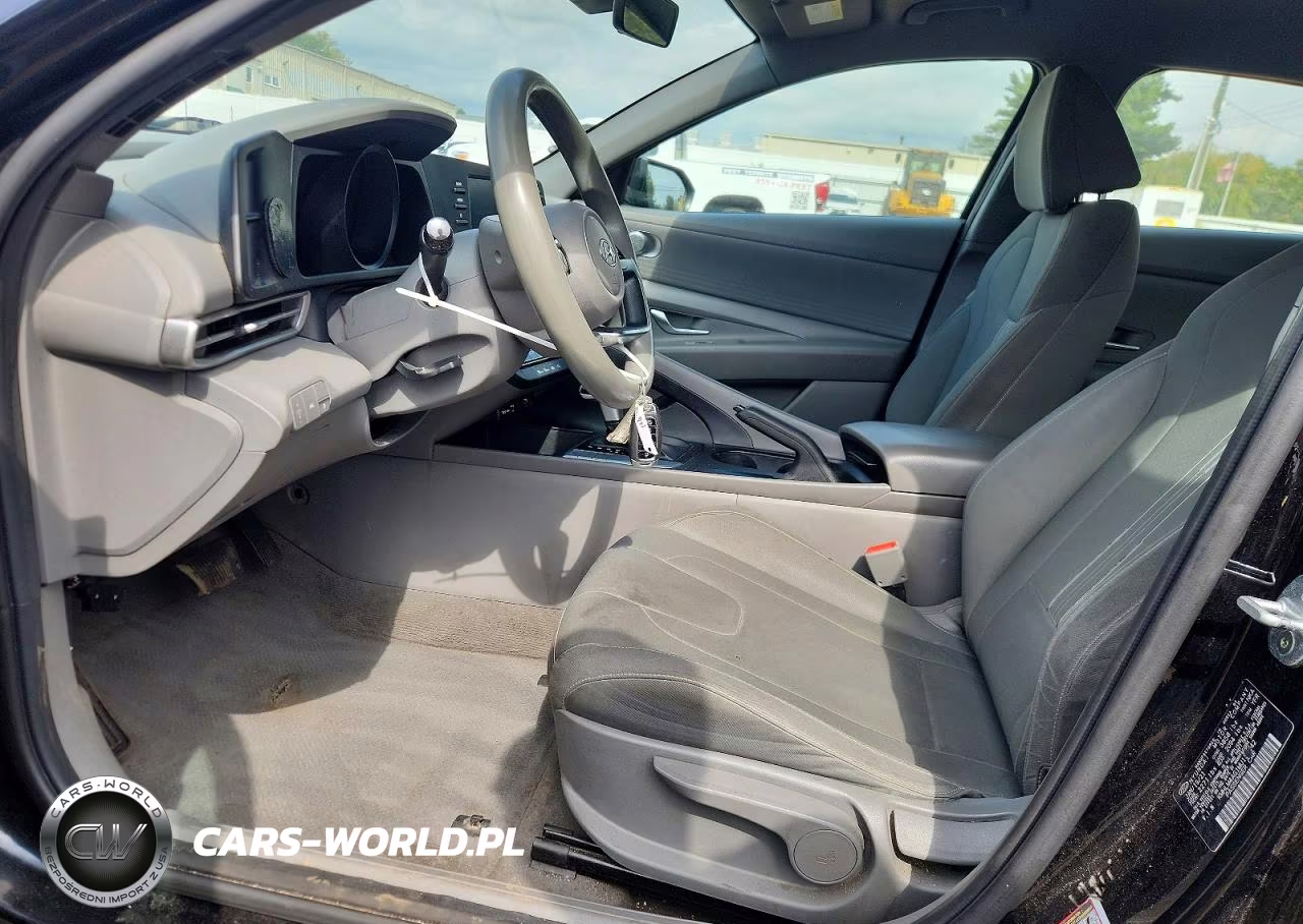 2021 Hyundai Elantra Sel VIN:KMHLM4AG1MU139942 - 7