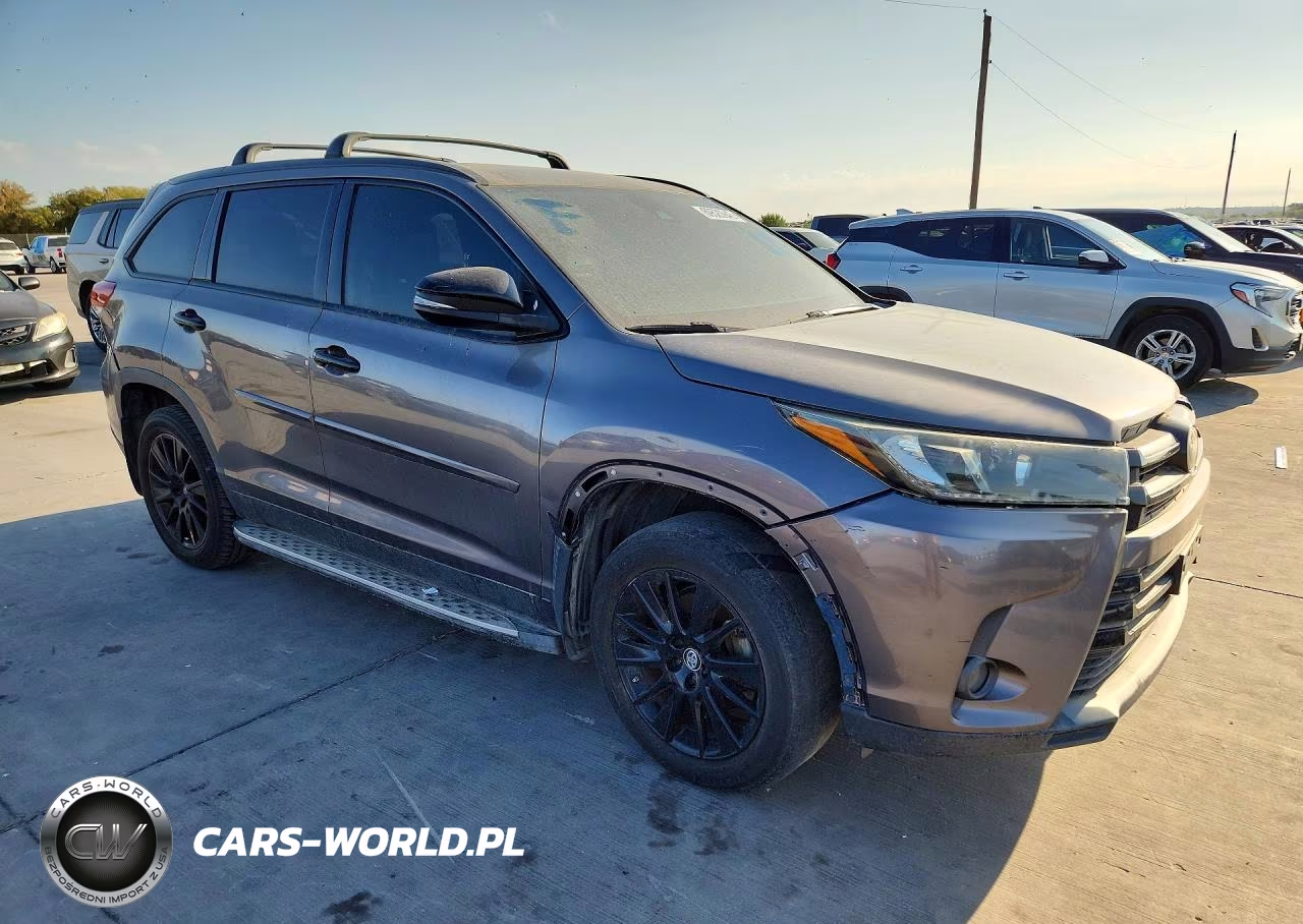 2019 Toyota Highlander Se VIN:5TDKZRFH9KS319641 - 4