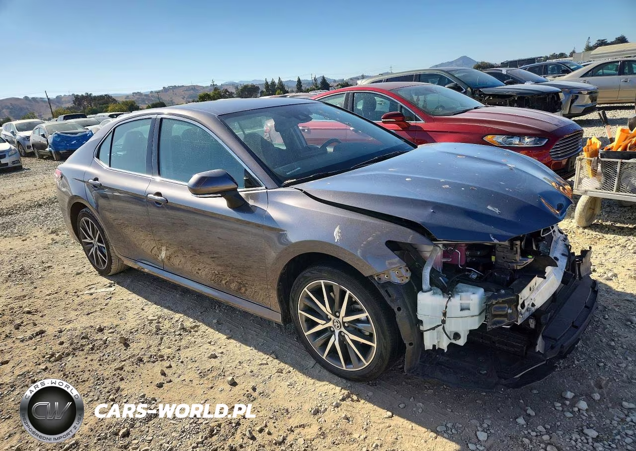 2024 Toyota Camry Xle VIN:4T1F31AK1RU626147 - 4