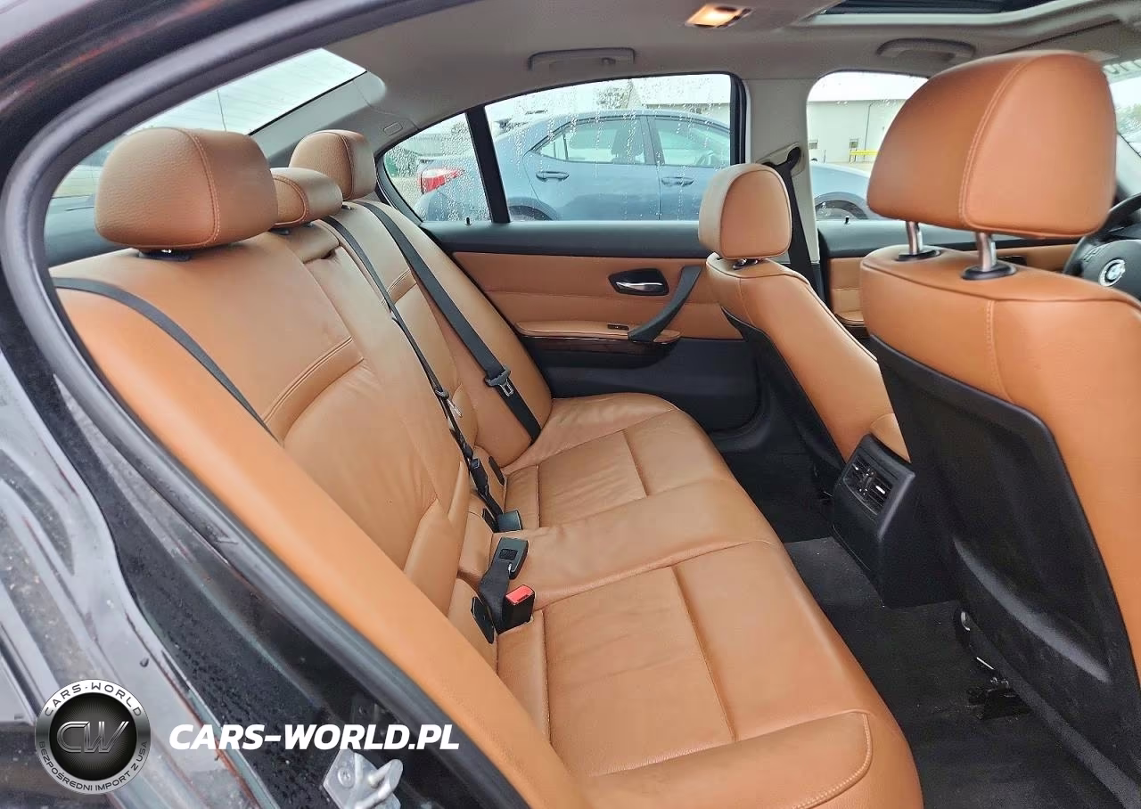 2011 BMW 328 Xi VIN:WBAPK7G56BNN69716 - 10