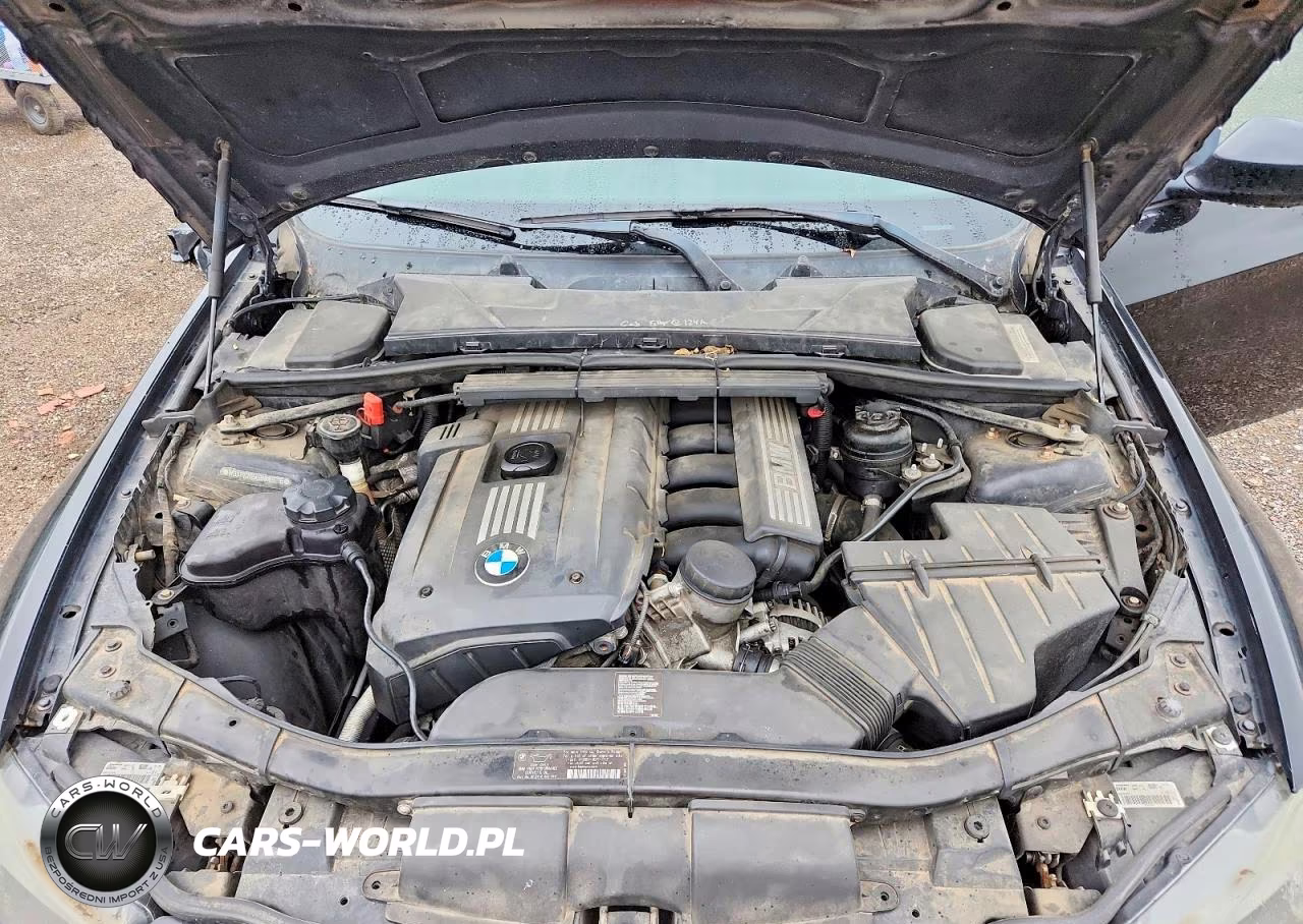 2011 BMW 328 Xi VIN:WBAPK7G56BNN69716 - 11