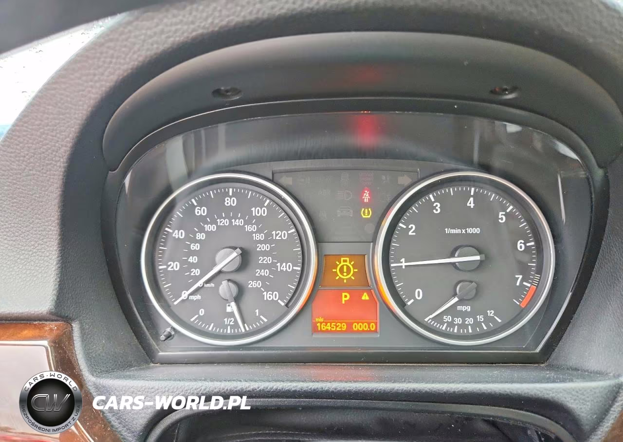 2011 BMW 328 Xi VIN:WBAPK7G56BNN69716 - 9