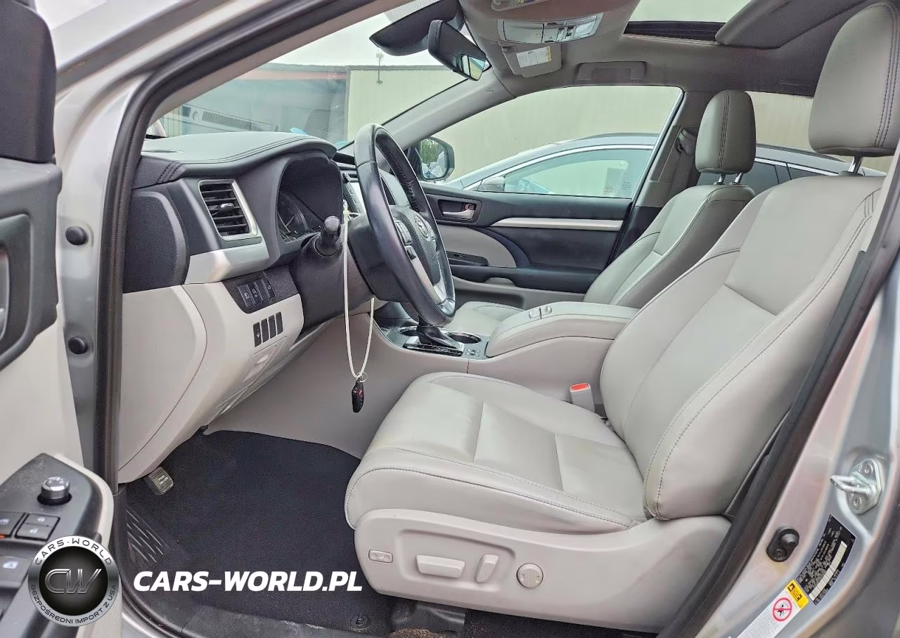 2019 Toyota Highlander Xle VIN:5TDJZRFH7KS592962 - 7