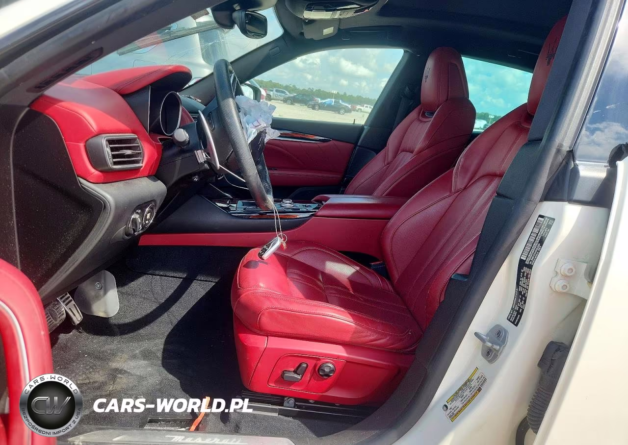 2019 Maserati Levante Gransport VIN:ZN661XUS4KX333323 - 7