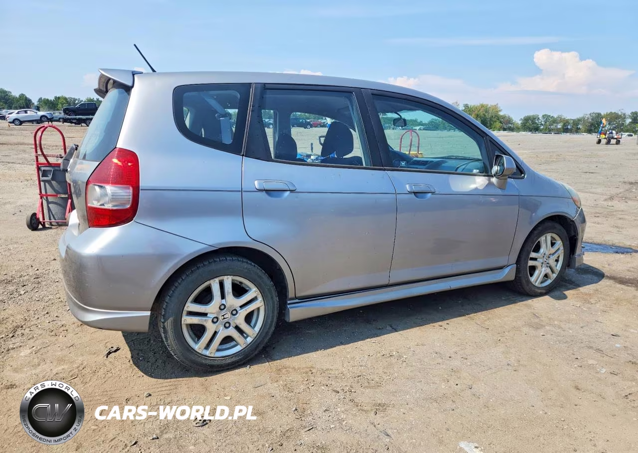 2007 Honda Fit S VIN:JHMGD38617S019215 - 3