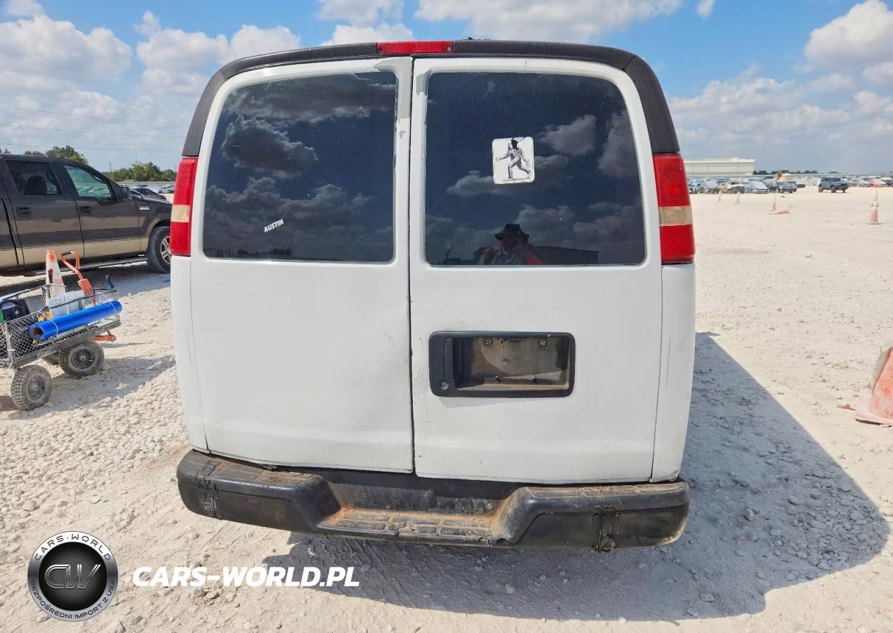 2012 Chevrolet Express G1500 Delivery Van VIN:1GCSGAFX5C1146892 - 10