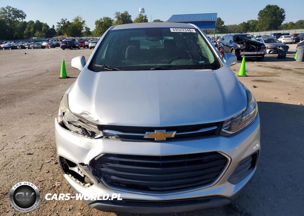 2018 Chevrolet Trax Ls VIN:KL7CJKSB7JB611151 - 5