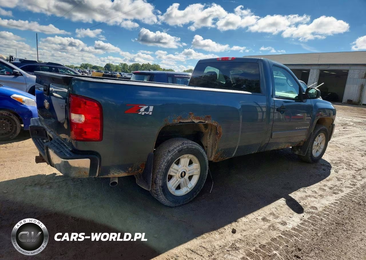 2008 Chevrolet Silverado K1500 VIN:1GCEK14078Z212918 - 3