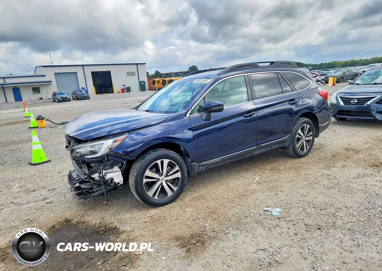 2018 Subaru Outback 3.6R Limited – zdjęcie 1 z 13