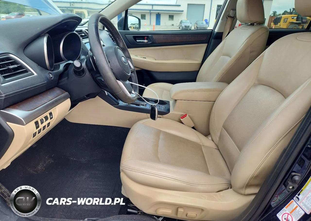 2018 Subaru Outback 3.6R Limited VIN:4S4BSENC2J3397130 - 7
