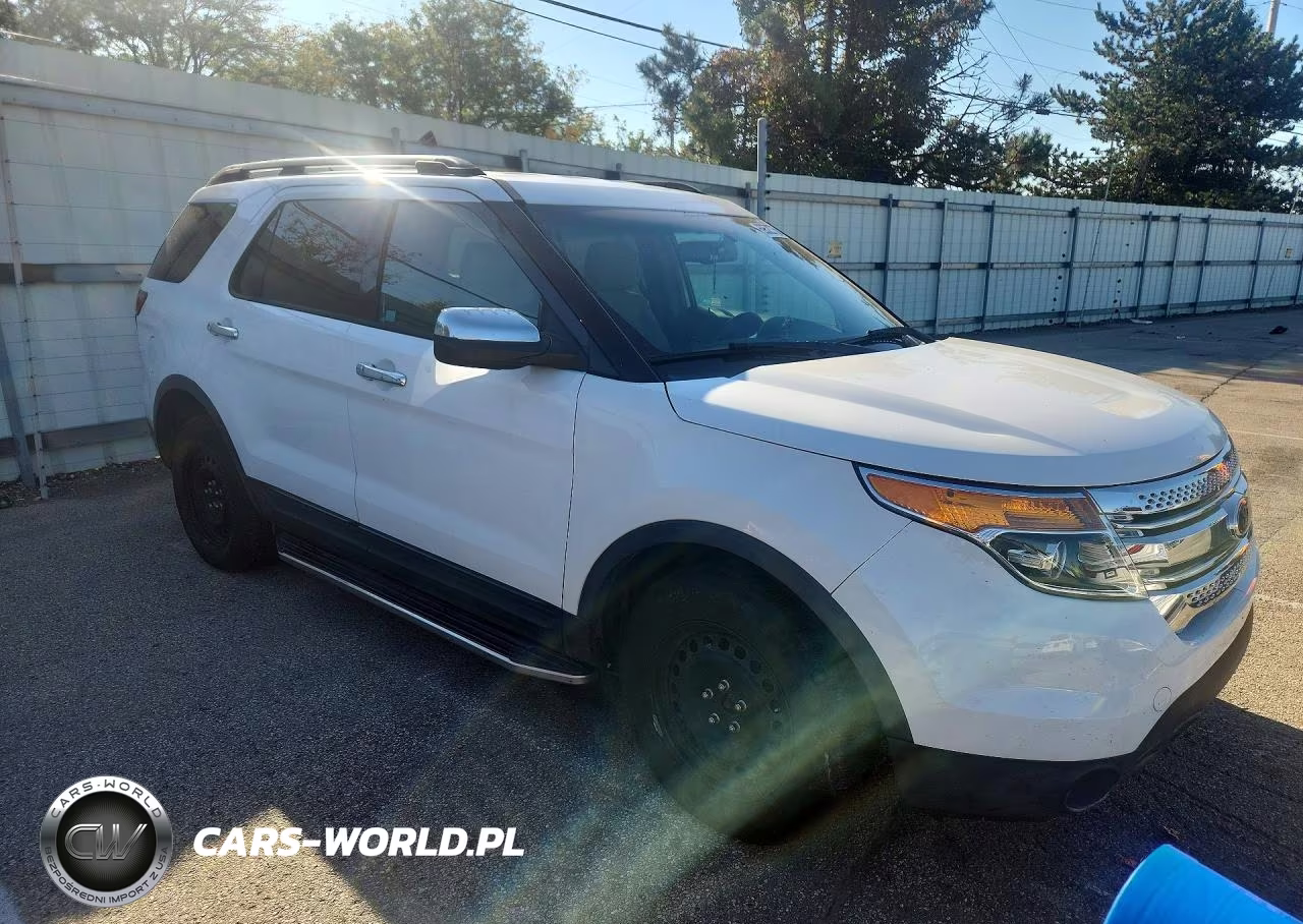2014 Ford Explorer VIN:1FM5K7B8XEGC09882 - 4