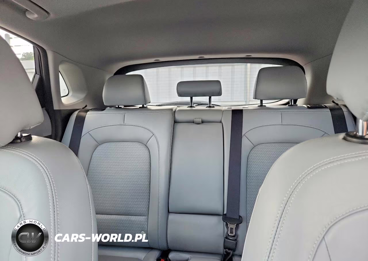 2020 Hyundai Kona Limited VIN:KM8K3CA53LU401188 - 10