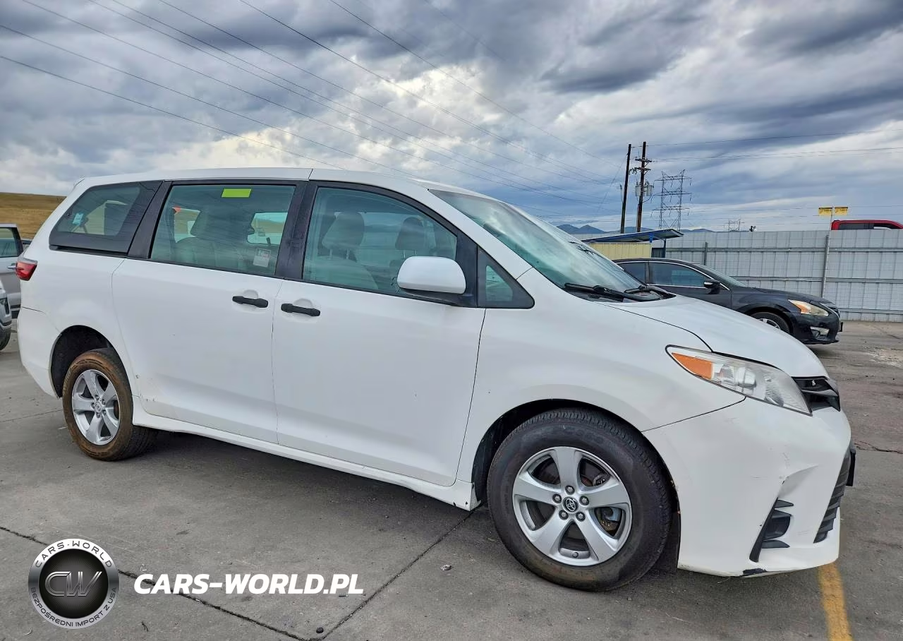 2018 Toyota Sienna L VIN:5TDZZ3DCXJS948696 - 4