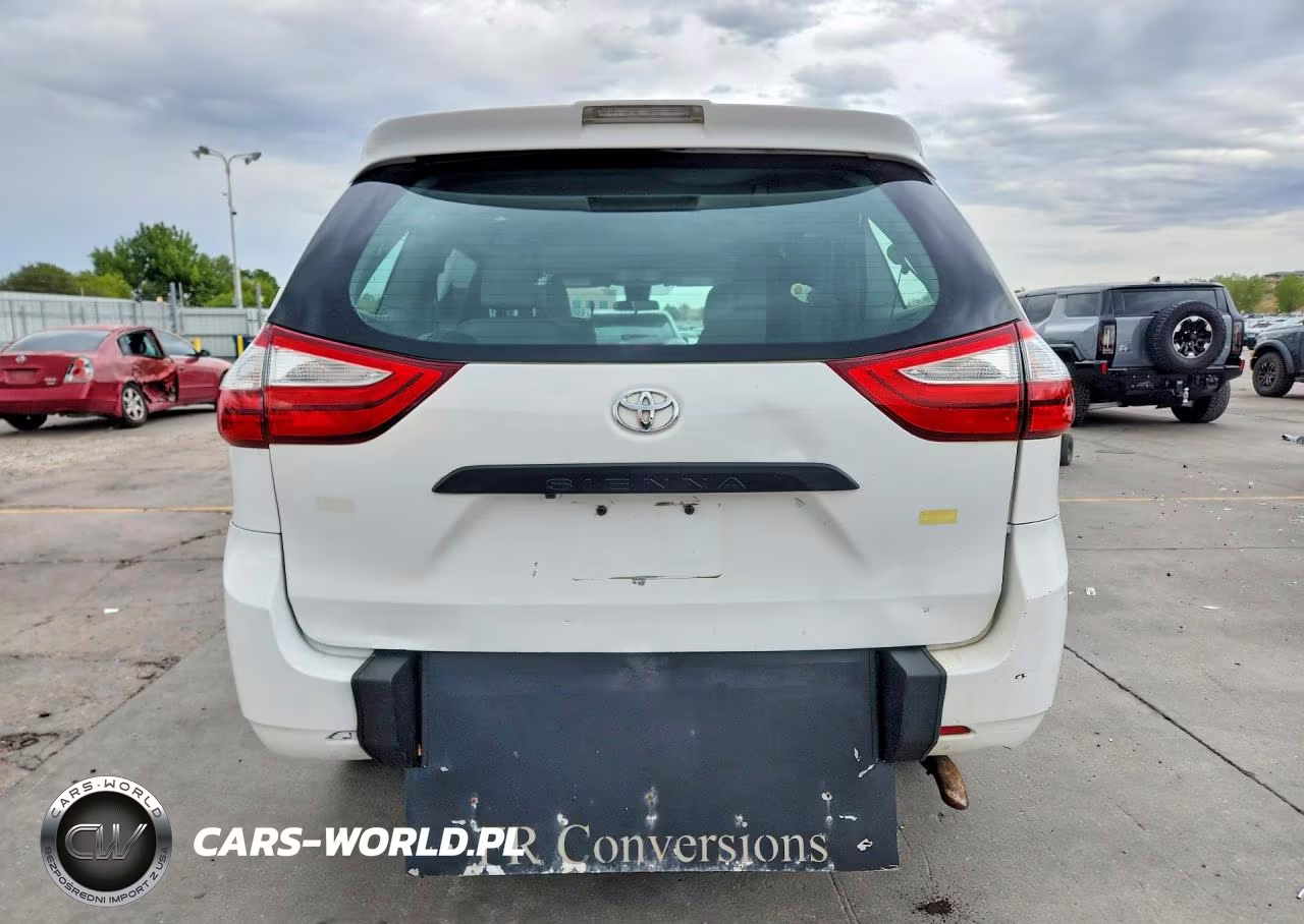 2018 Toyota Sienna L VIN:5TDZZ3DCXJS948696 - 6