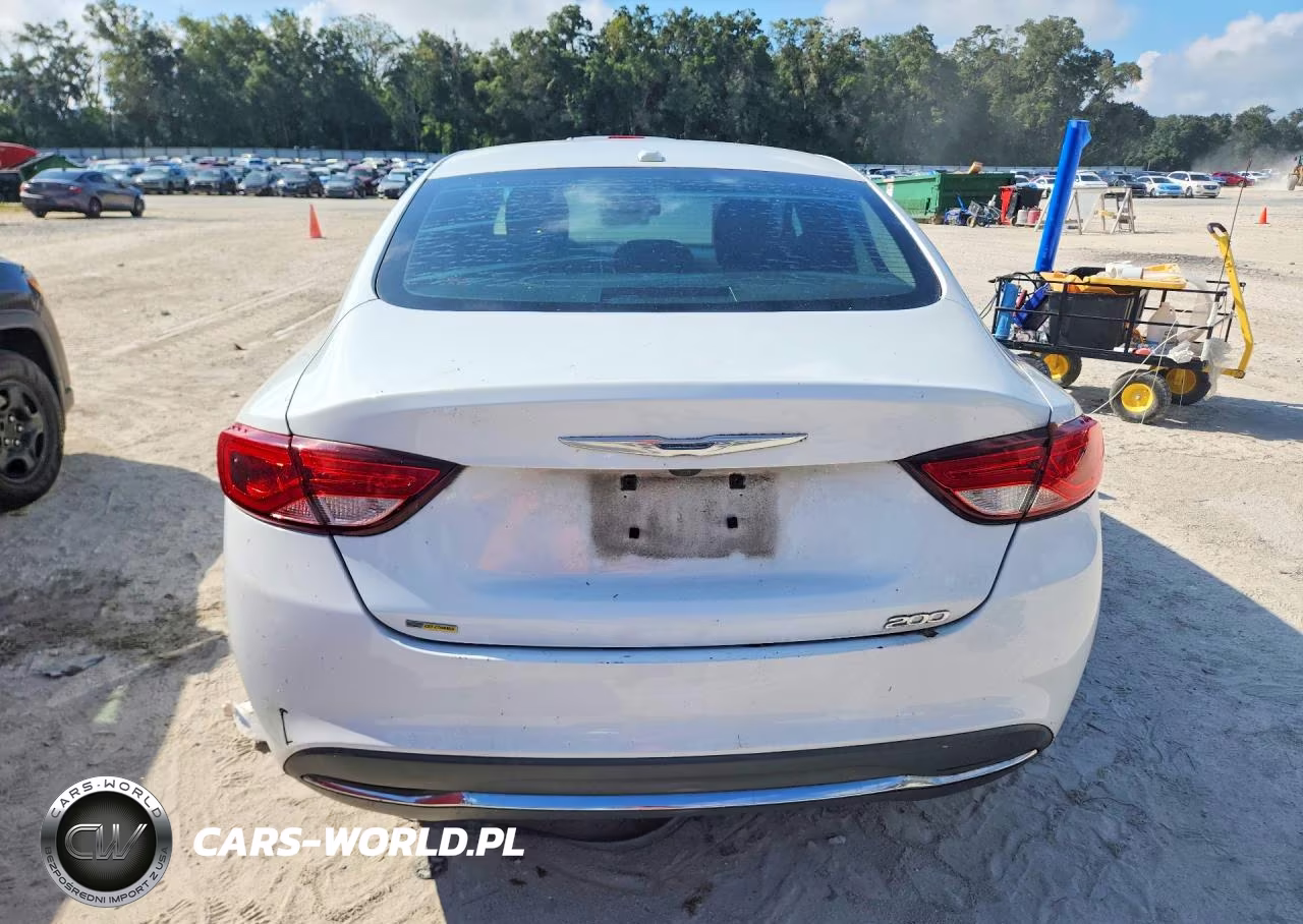 2015 Chrysler 200 Limited VIN:1C3CCCAB4FN649323 - 6