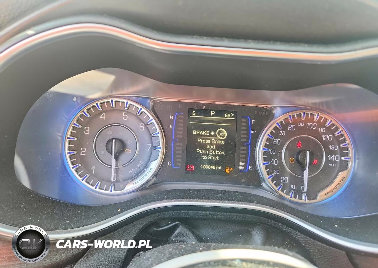 2015 Chrysler 200 Limited VIN:1C3CCCAB4FN649323 - 9
