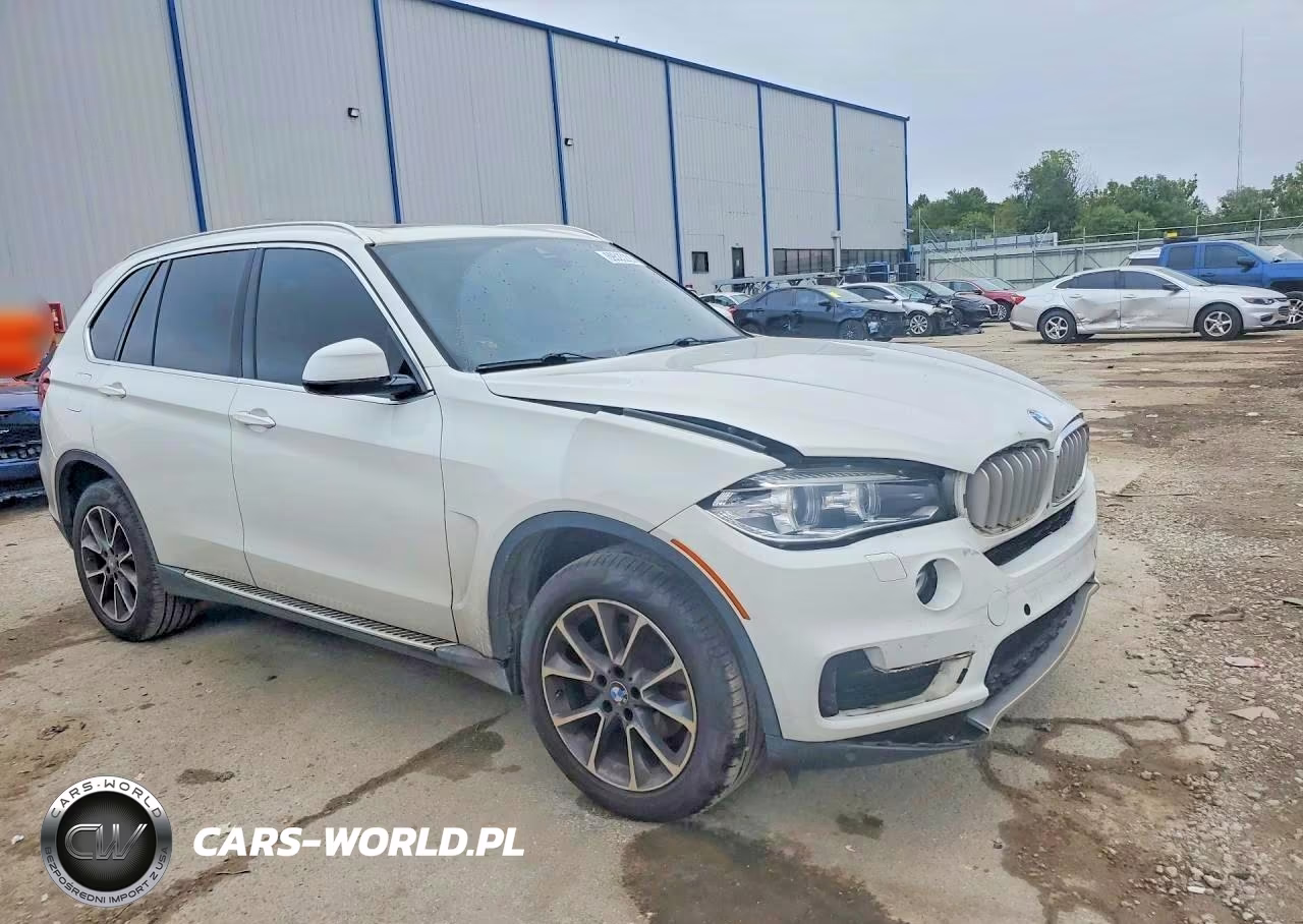 2017 BMW X5 xDrive35I VIN:5UXKR0C30H0V77349 - 4