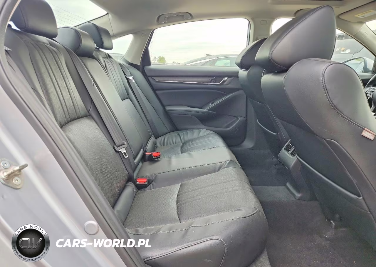 2018 Honda Accord Touring VIN:1HGCV1F94JA148031 - 10