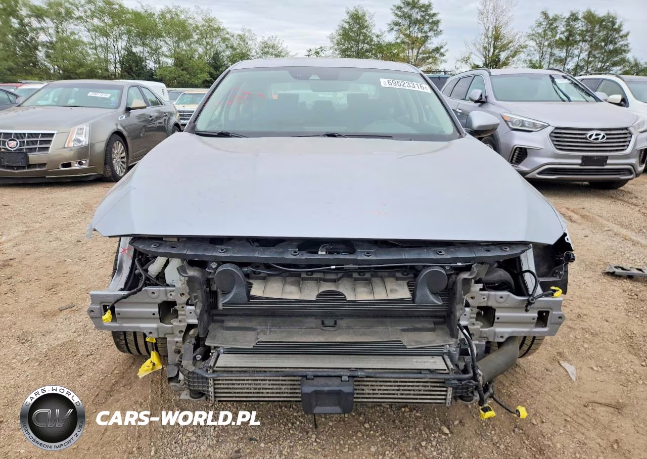 2018 Honda Accord Touring VIN:1HGCV1F94JA148031 - 5