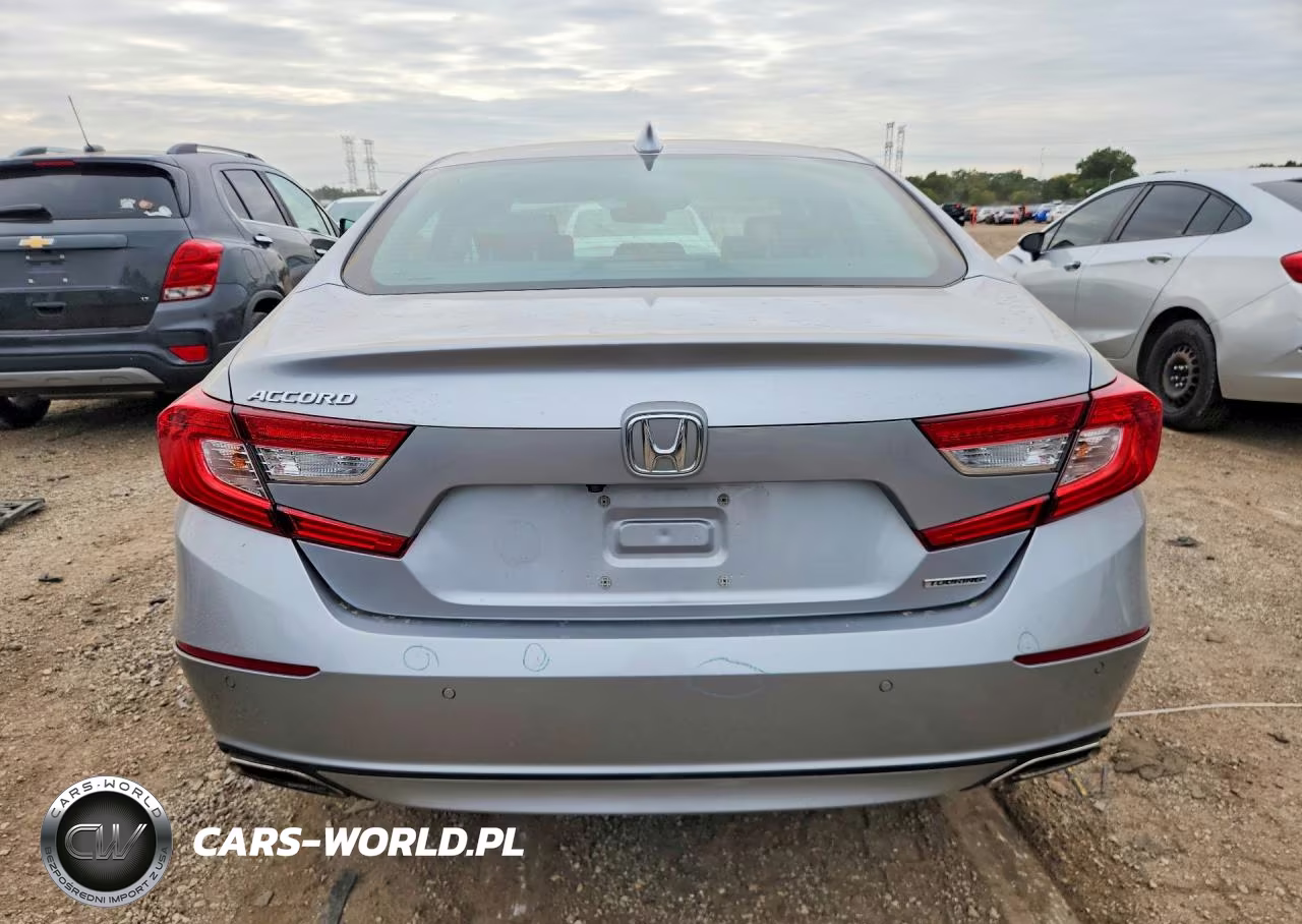 2018 Honda Accord Touring VIN:1HGCV1F94JA148031 - 6