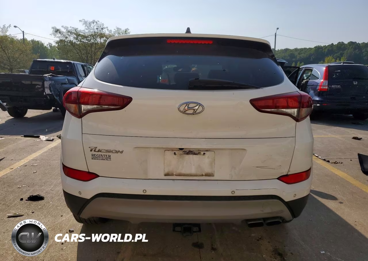 2018 Hyundai Tucson Value VIN:KM8J33A26JU827990 - 6