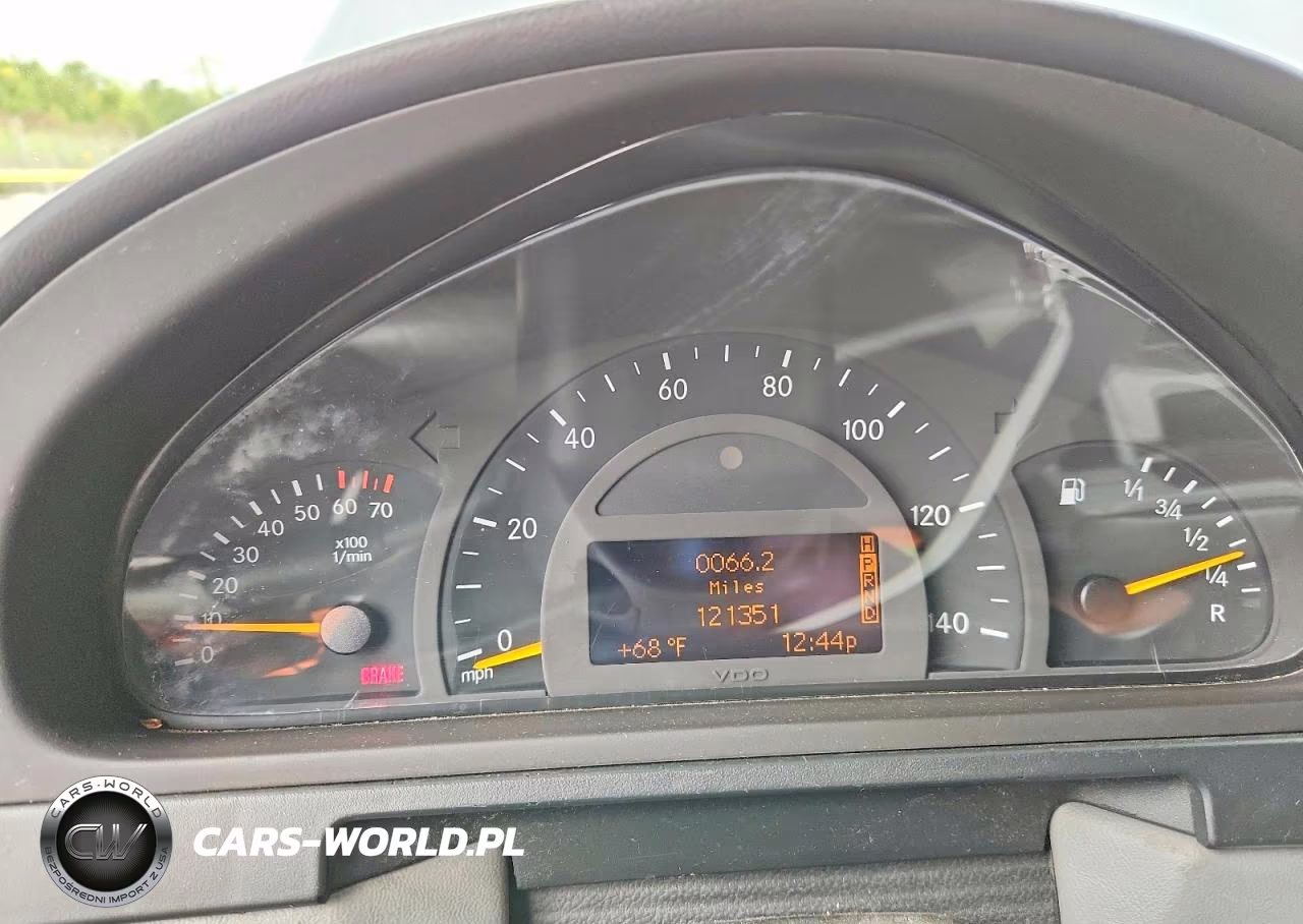 2003 Mercedes-Benz G 500 VIN:WDCYR49E13X135217 - 9